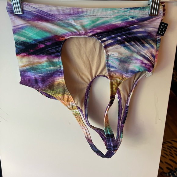 LiCi Fit One Shoulder Brushstroke Bra - Picture 5 of 5